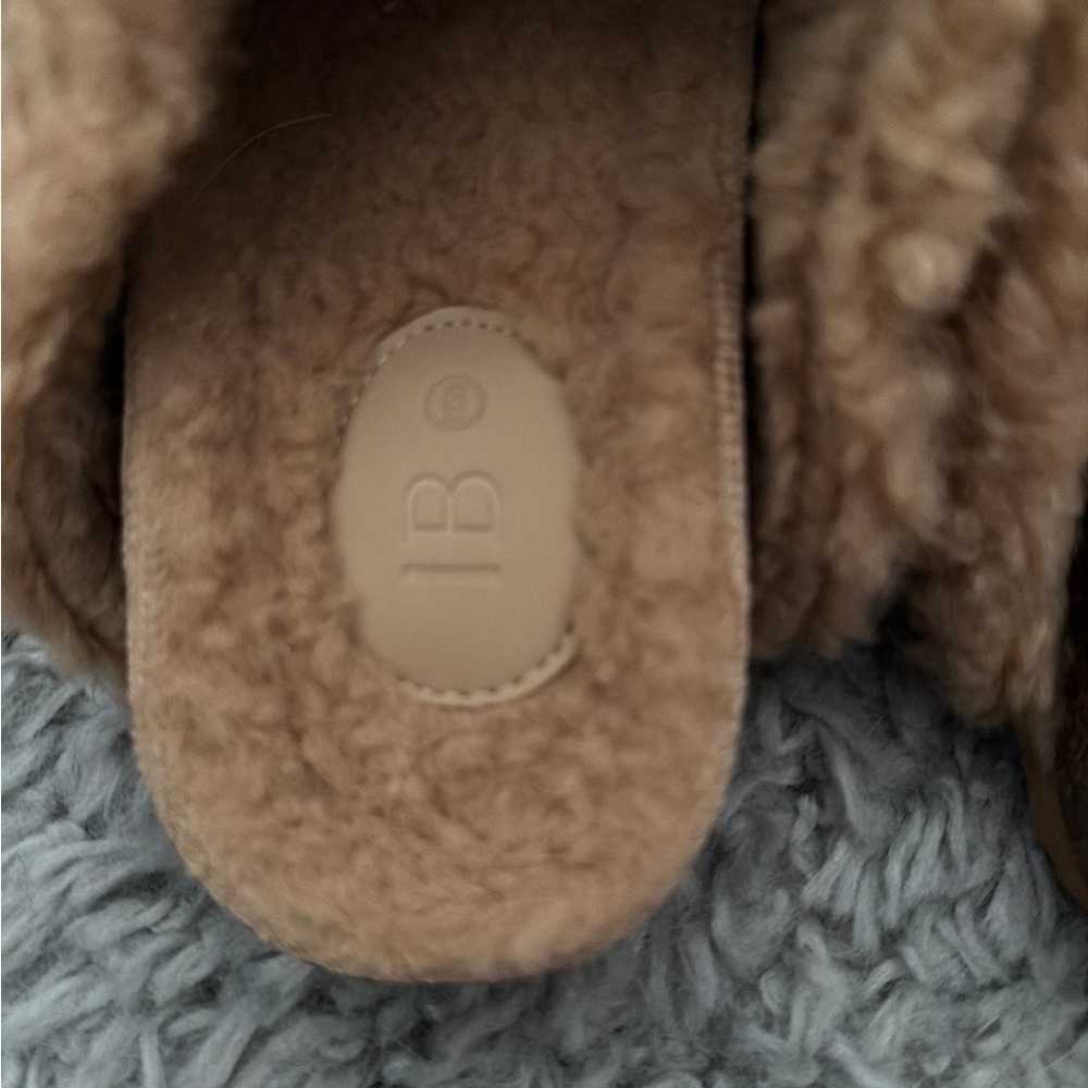 INTENTIONALLY BLANK Tan Fuzzy Slippers - Picture 4 of 4